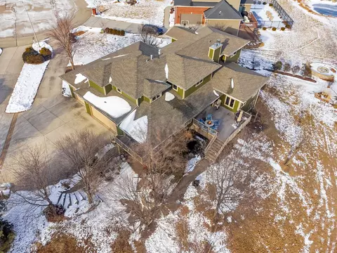 View/Area - 210 Barefoot Ct, Minooka, IL 60447 photo 11 of 19