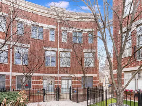 851 N May St #A, Chicago, IL 60642
