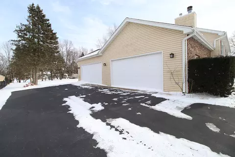 12965 S Hadfield Dr, Plainfield, IL 60585 photo 2