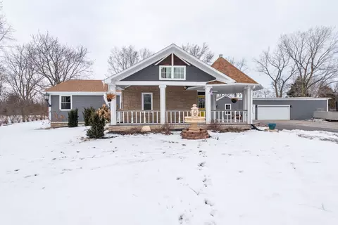 2622 Hendee Rd, Waukegan, IL 60087