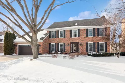 68 Citation Cir, Wheaton, IL 60189
