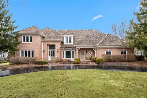 726 Fox Glen Dr, Saint Charles, IL 60174