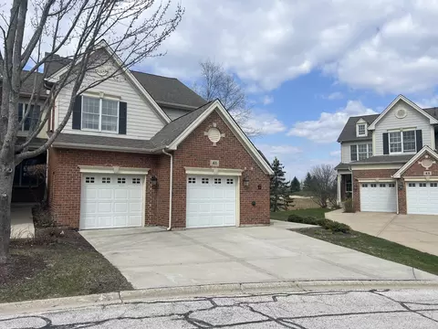 41 Red Tail Dr, Hawthorn Woods, IL 60047