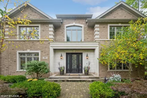 800 Becker Rd, Glenview, IL 60025