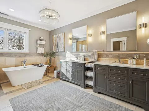 800 Becker Rd, Glenview, IL 60025 photo 10