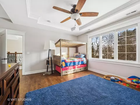 800 Becker Rd, Glenview, IL 60025 photo 12