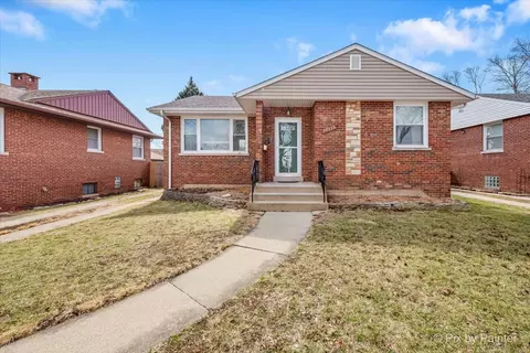 10335 Bond St, Westchester, IL 60154
