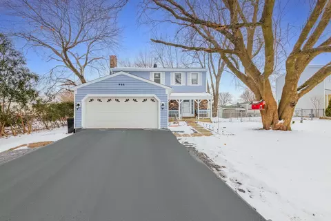 908 Saginaw Ct, Carol Stream, IL 60188