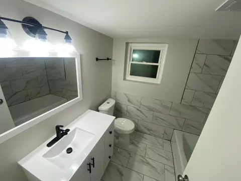 Bath - 8530 S 78th Ave, Bridgeview, IL 60455 photo 2 of 2