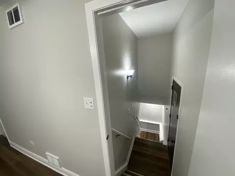 Entry Way - 8530 S 78th Ave, Bridgeview, IL 60455 photo 2 of 3