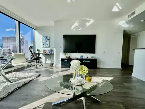 60 E Monroe St #3905, Chicago, IL 60603 photo 8