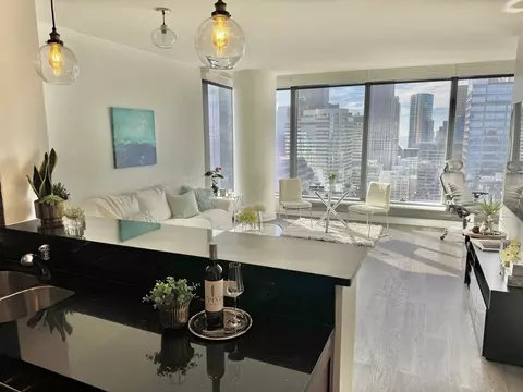 60 E Monroe St #3905, Chicago, IL 60603 photo 4