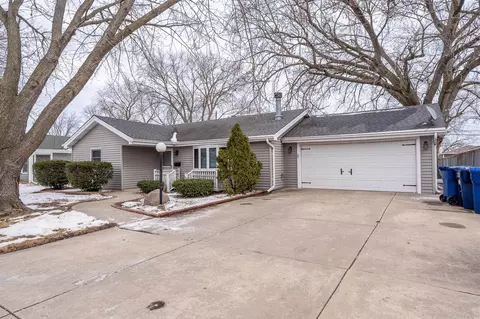 11625 S Nagle Ave, Worth, IL 60482