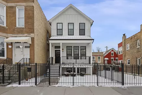 3321 W Crystal St, Chicago, IL 60651