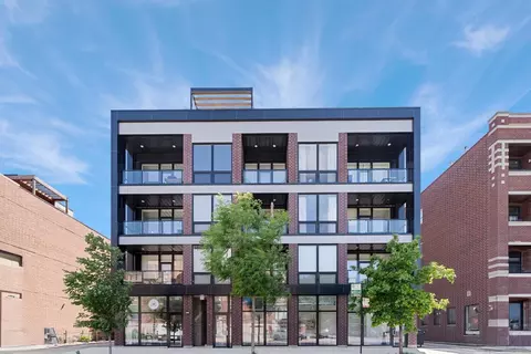 2935 N Southport Ave #4F, Chicago, IL 60657