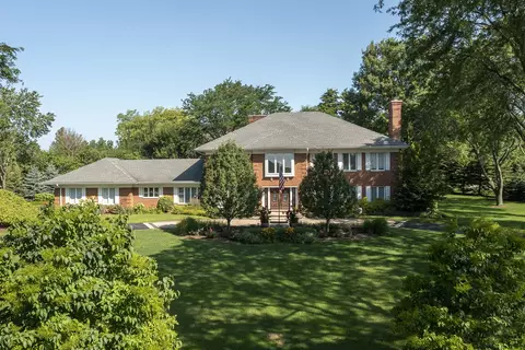 1786 Clover Dr, Inverness, IL 60067