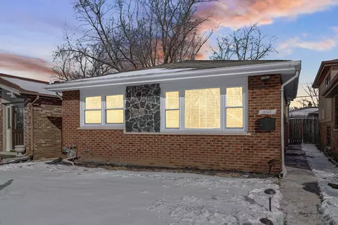 3740 W 116th St, Alsip, IL 60803