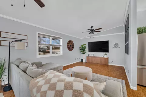 Living - 2522 E 1704th Rd, Ottawa, IL 61350 photo 1 of 1