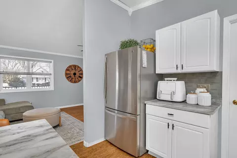 Kitchen - 2522 E 1704th Rd, Ottawa, IL 61350 photo 6 of 7