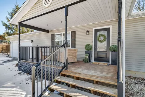 Exterior - 2522 E 1704th Rd, Ottawa, IL 61350 photo 1 of 8
