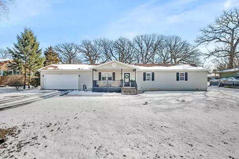 2522 E 1704th Rd, Ottawa, IL 61350