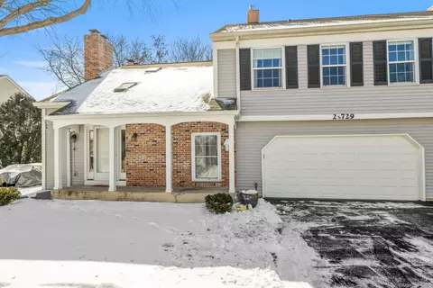 2 S729 Timber Dr, Warrenville, IL 60555