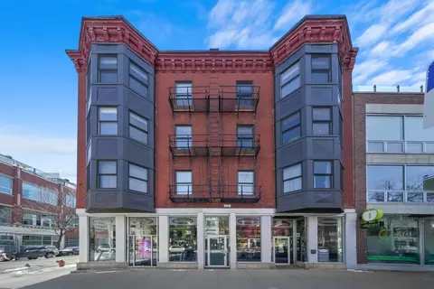 1735 W Division St #204, Chicago, IL 60622
