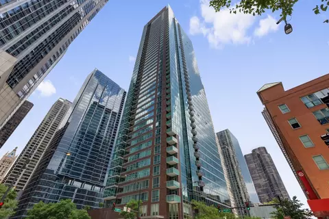 505 N Mcclurg Ct #P-655, Chicago, IL 60611