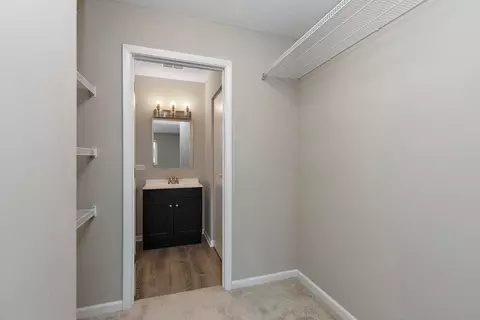 Other - 1484 Stonebridge Cir #B4, Wheaton, IL 60187 photo 2 of 2