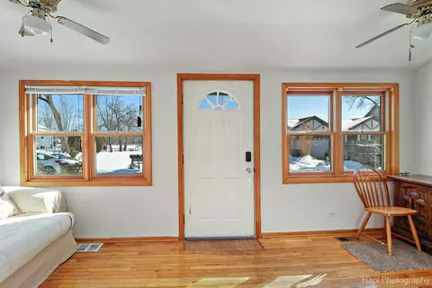 5109 Leeside St, Mchenry, IL 60050 photo 3