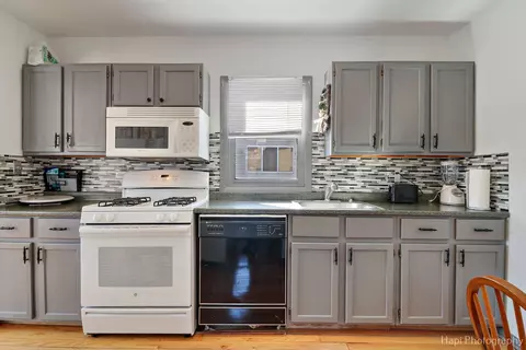 5109 Leeside St, Mchenry, IL 60050 photo 5