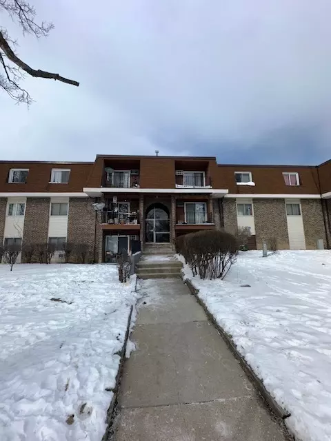 560 Mesa Dr #206, Hoffman Estates, IL 60169