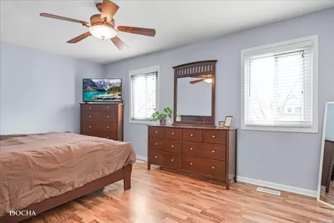 Bedroom - 324 Thistle Dr, Bolingbrook, IL 60490 photo 1 of 4