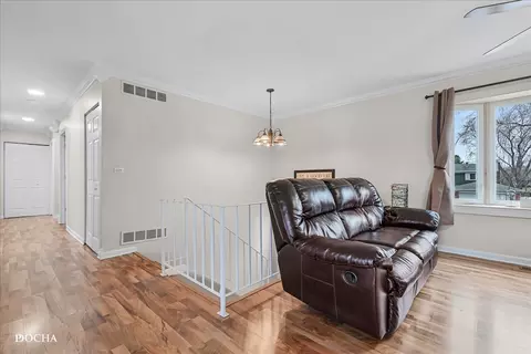 Entry Way - 324 Thistle Dr, Bolingbrook, IL 60490 photo 1 of 1