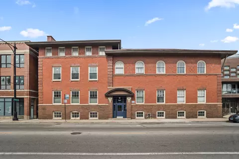 2150 W North Ave #3, Chicago, IL 60647