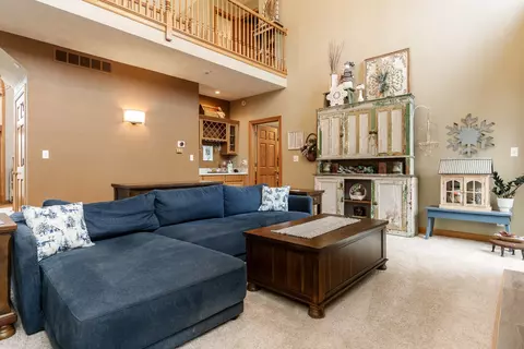 Living - 9062 Forest Ridge Dr, Roscoe, IL 61073 photo 3 of 3