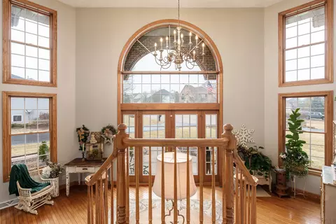Entry Way - 9062 Forest Ridge Dr, Roscoe, IL 61073 photo 3 of 5