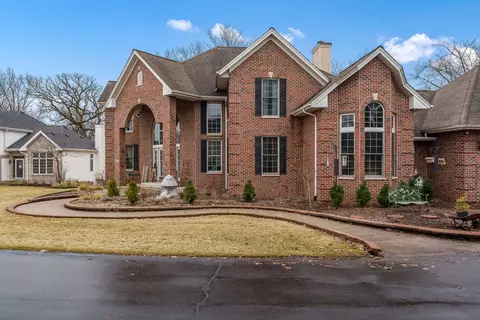 Exterior - 9062 Forest Ridge Dr, Roscoe, IL 61073 photo 2 of 7