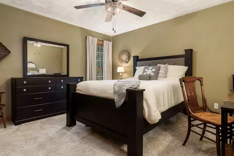 Bedroom - 9062 Forest Ridge Dr, Roscoe, IL 61073 photo 4 of 4