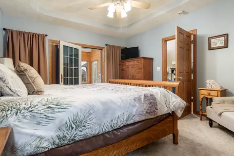 Bedroom - 9062 Forest Ridge Dr, Roscoe, IL 61073 photo 2 of 4