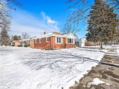 1641 Mandel Ave, Westchester, IL 60154