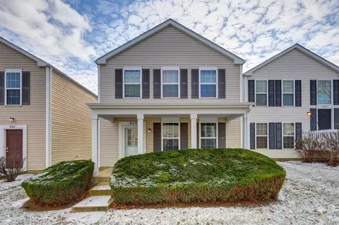 659 Serendipity Dr, Aurora, IL 60504 photo 2