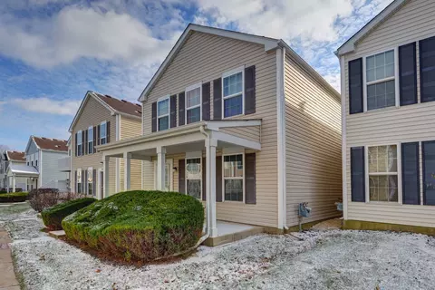 659 Serendipity Dr, Aurora, IL 60504