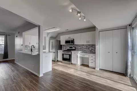 659 Serendipity Dr, Aurora, IL 60504 photo 4
