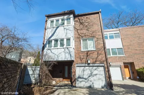 412 W Menomonee St, Chicago, IL 60614