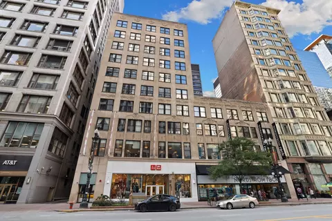 20 N State St #1007, Chicago, IL 60602