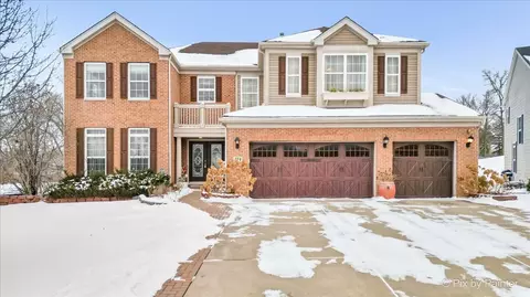 314 English Oak Ln, Streamwood, IL 60107