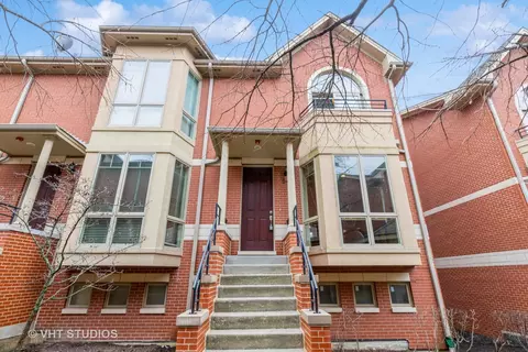 54 Legacy Ln, Wheeling, IL 60090