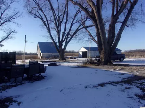 Exterior - 2155 N 2450th Ave, Camp Point, IL 62320 photo 6 of 12