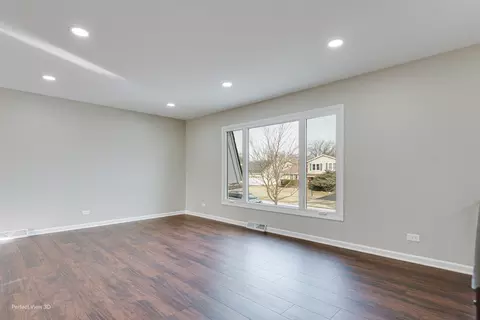 3720 N Firestone Dr N, Hoffman Estates, IL 60192 photo 4